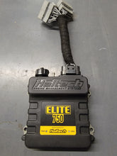 Load image into Gallery viewer, Haltech 750 with plug and play harness for obd1/obd2 vehicles